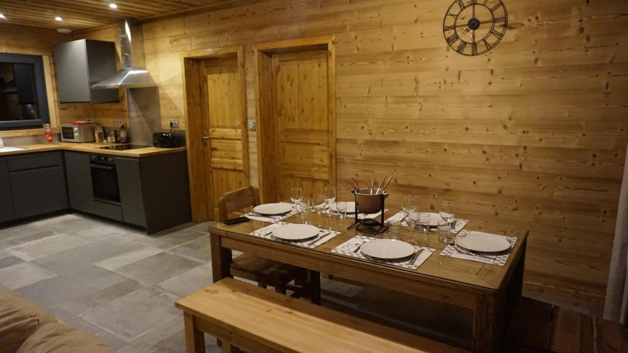Chalet A L'Oree Du Bois ル・トリー エクステリア 写真